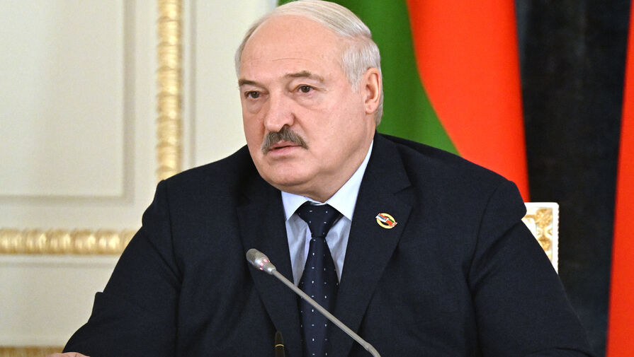 Лукашенко сравнил Украину с наркоманом на коротком поводке
