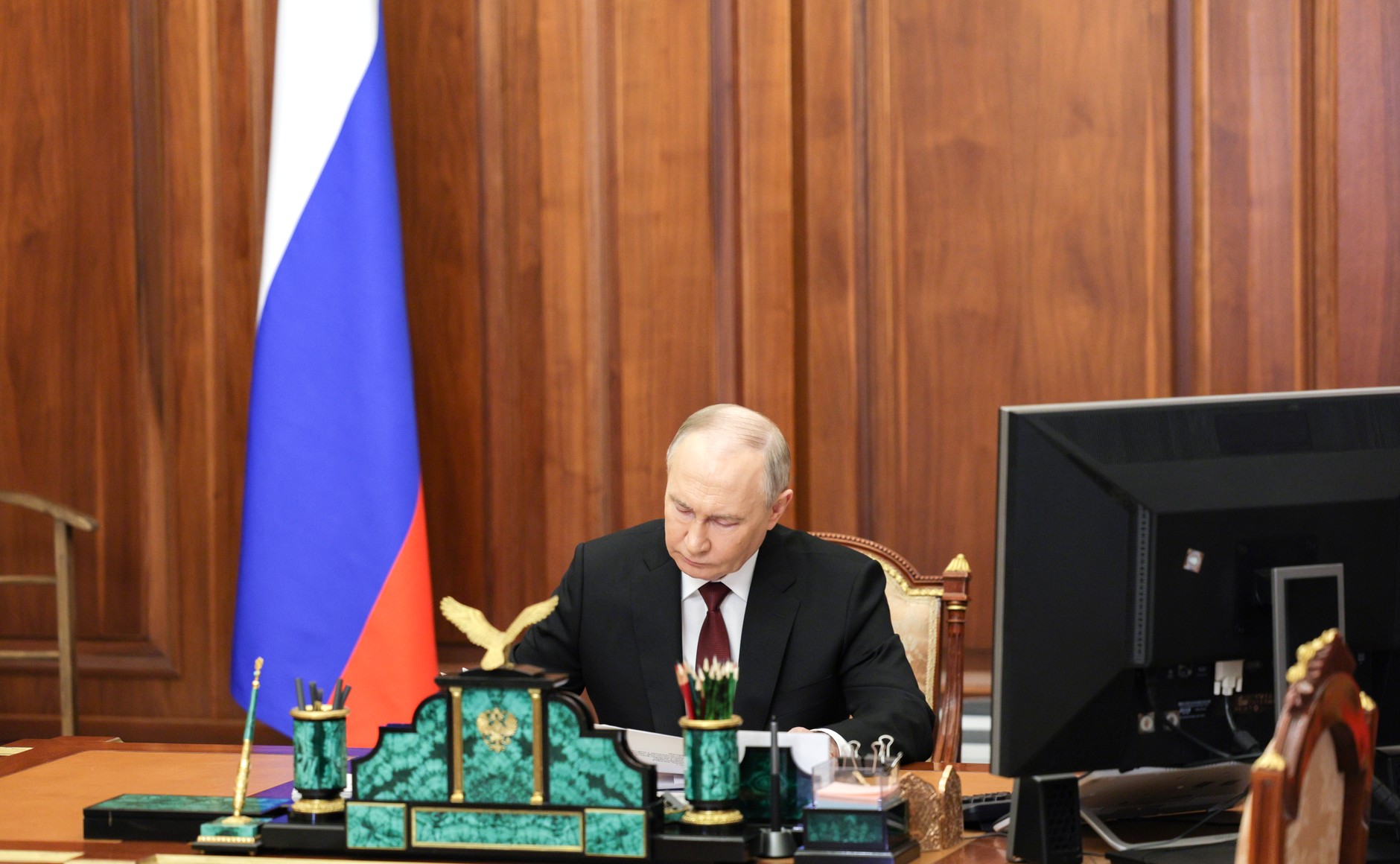 Путин подписал Указ о развитии России: будем жить дольше и богаче